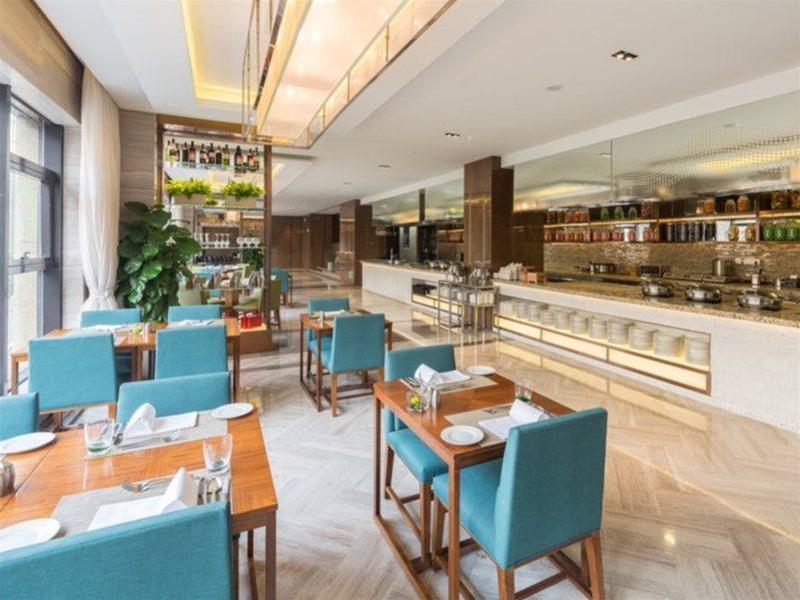 酒店 上海大华虹桥假日酒店 5*