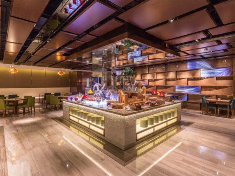 上海大华虹桥假日酒店 5*