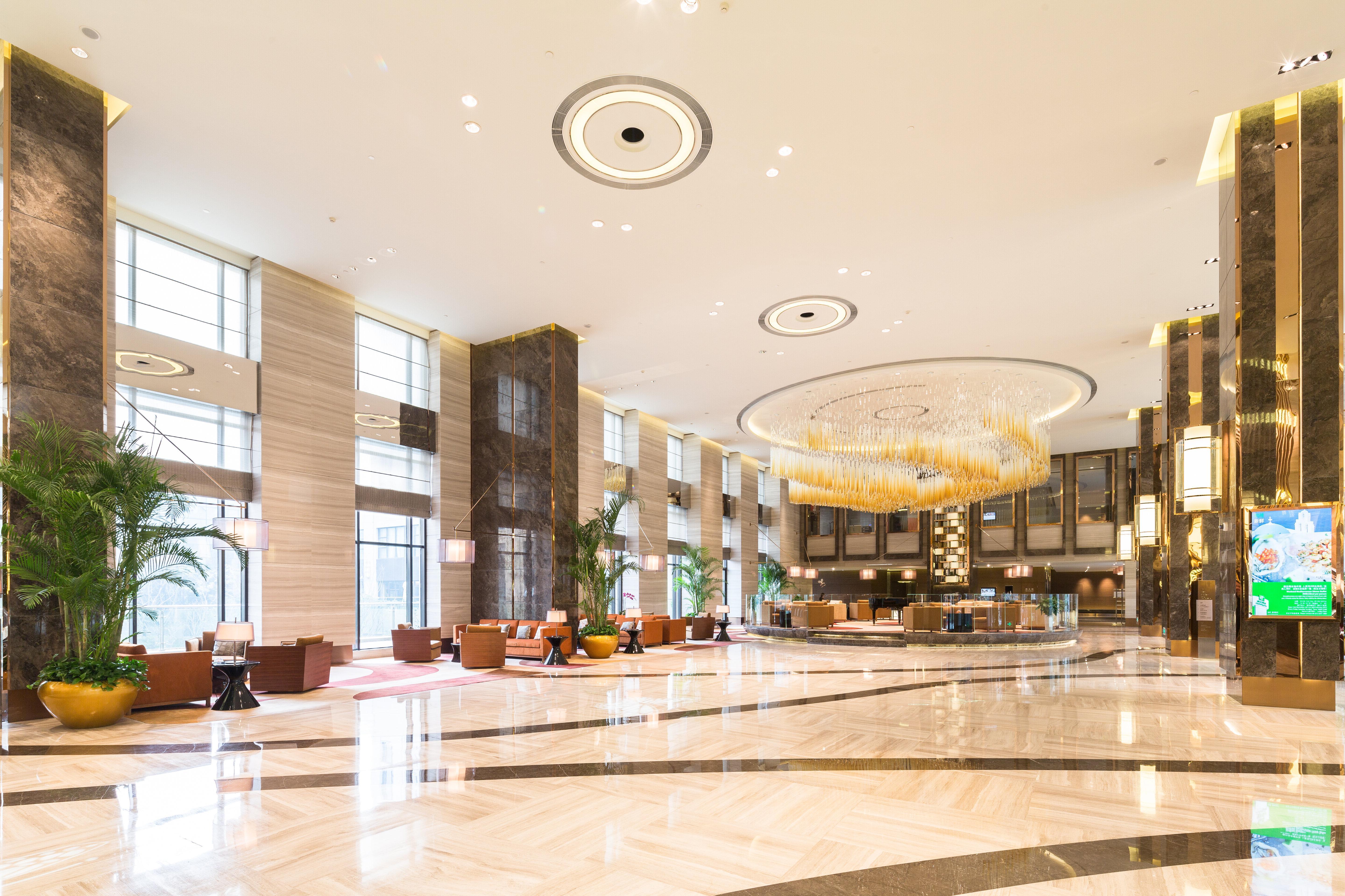 Hotel Hongqiao By Ihg 5*